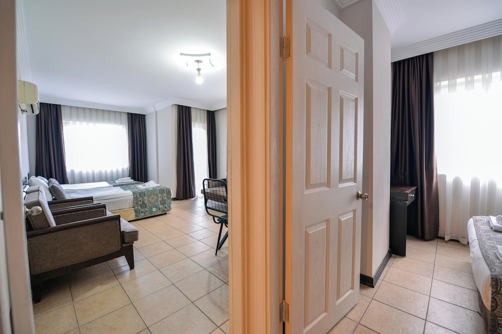 City Inn Family Apart 23/24