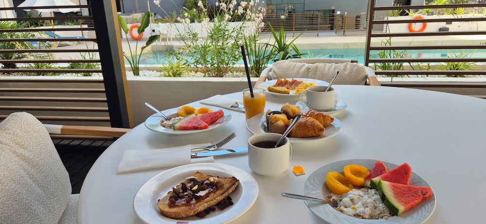 Hotel Vertice Aljarafe 45/64