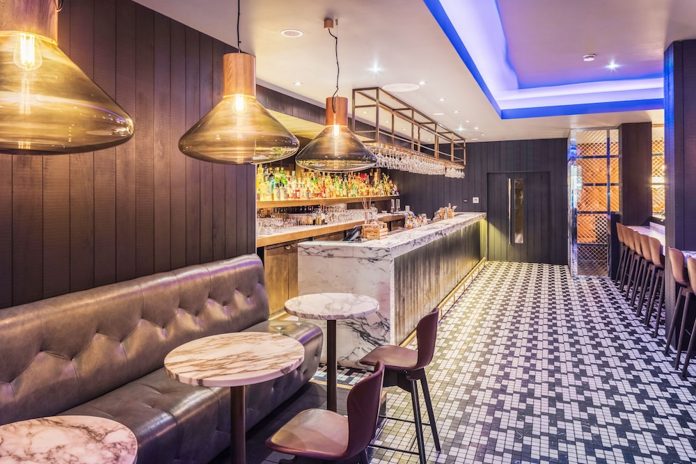 RADISSON COLLECTION HOTEL, ROYAL MILE EDINBURGH 31/50