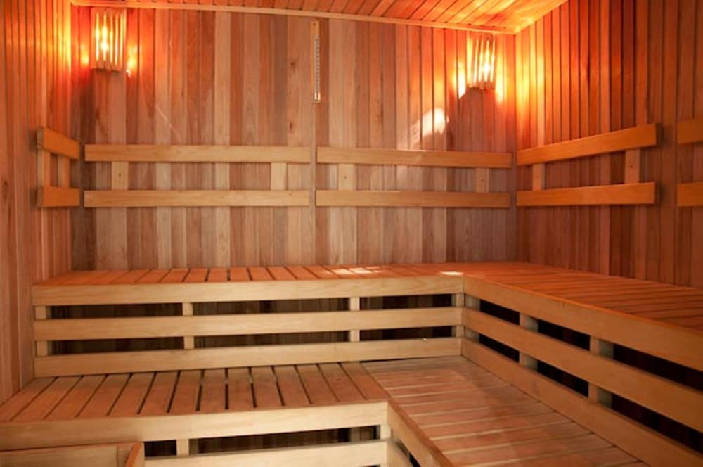 swimming pool spa