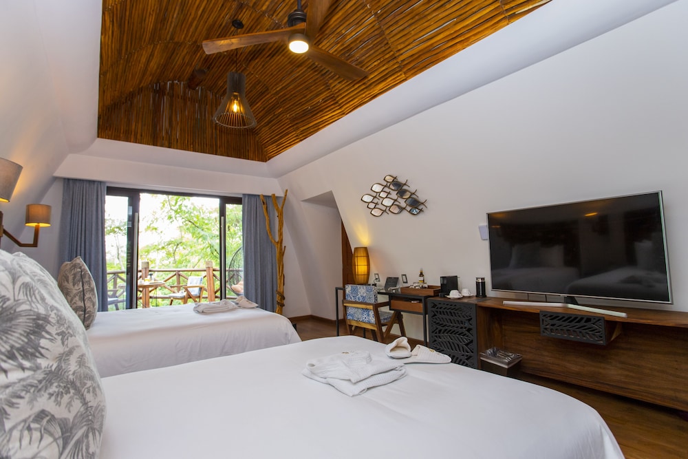 Mia Bacalar Luxury Resort and Spa 13/50