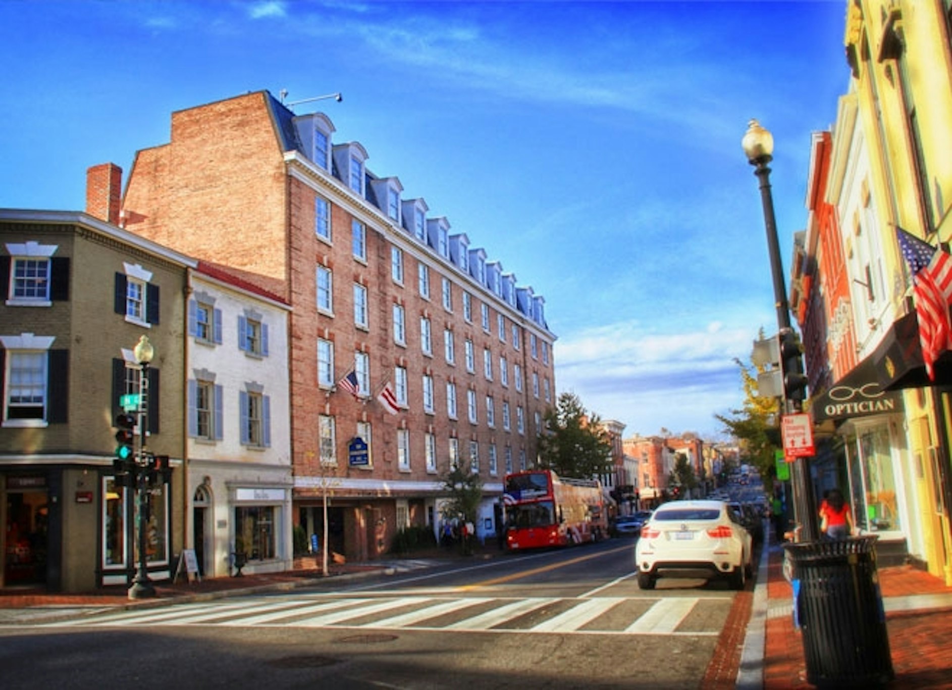 Georgetown Inn 77/82