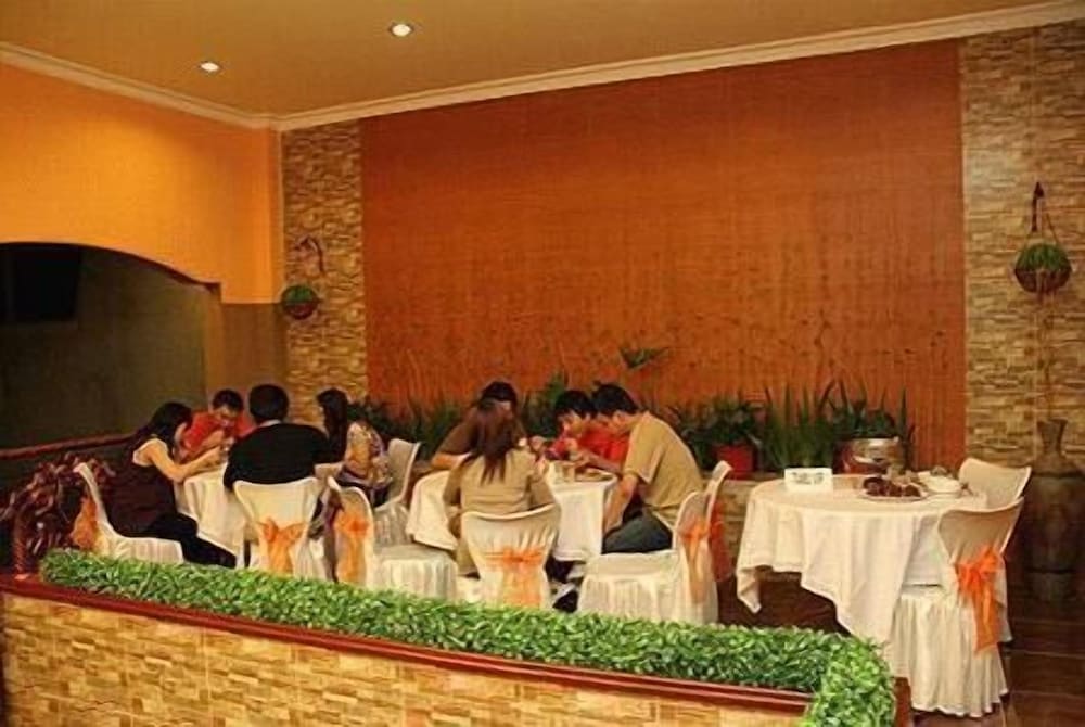 PATRIA PALACE HOTEL 12/17