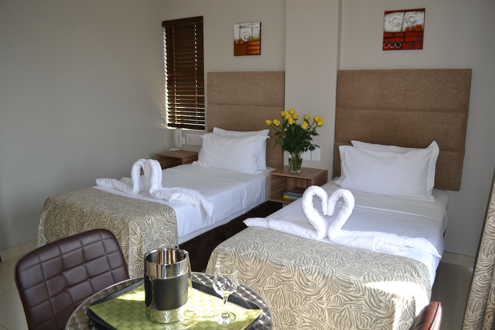 Mesami Hotel 13/37