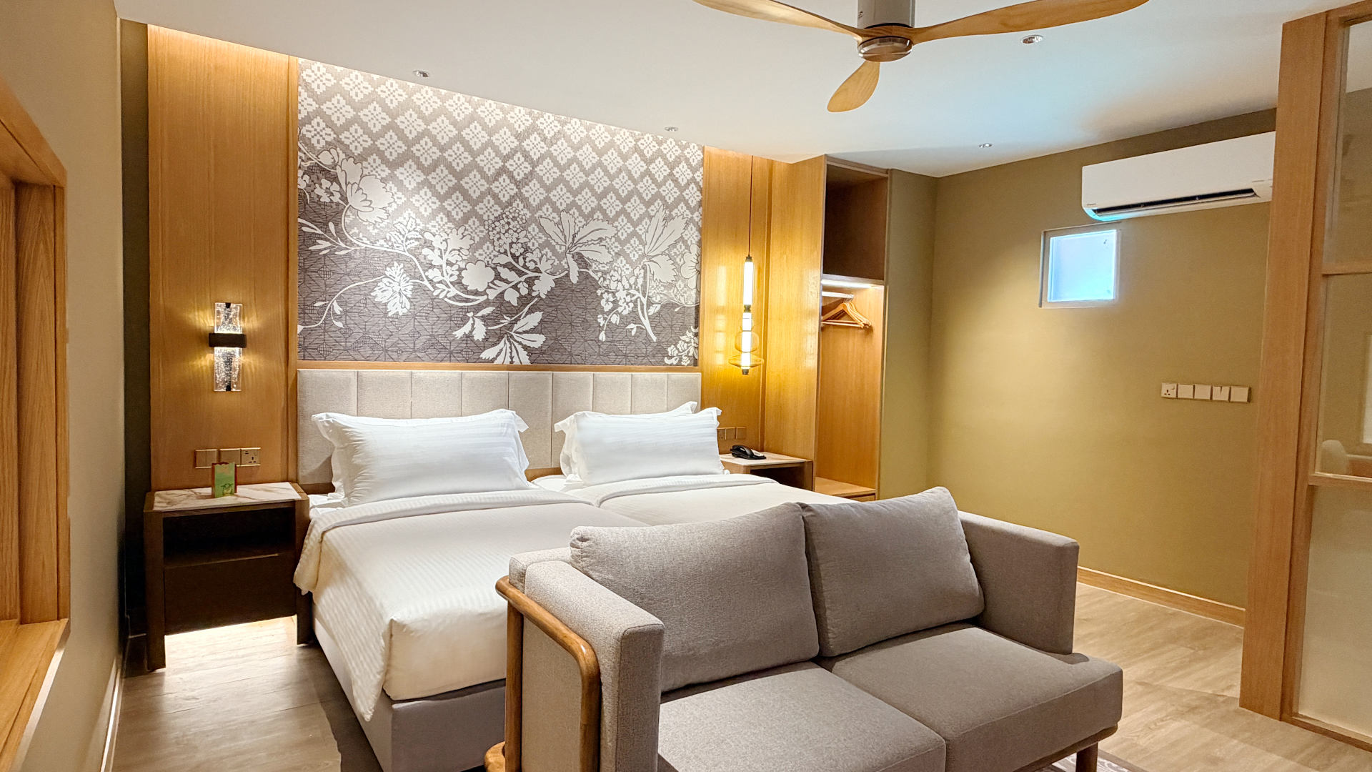 Pelangi Duplex Suite، Pelangi Beach Resort and Spa 2/5