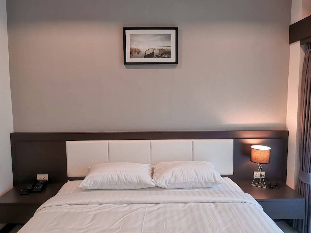 The Cottage Hotel Udon Thani 11/27