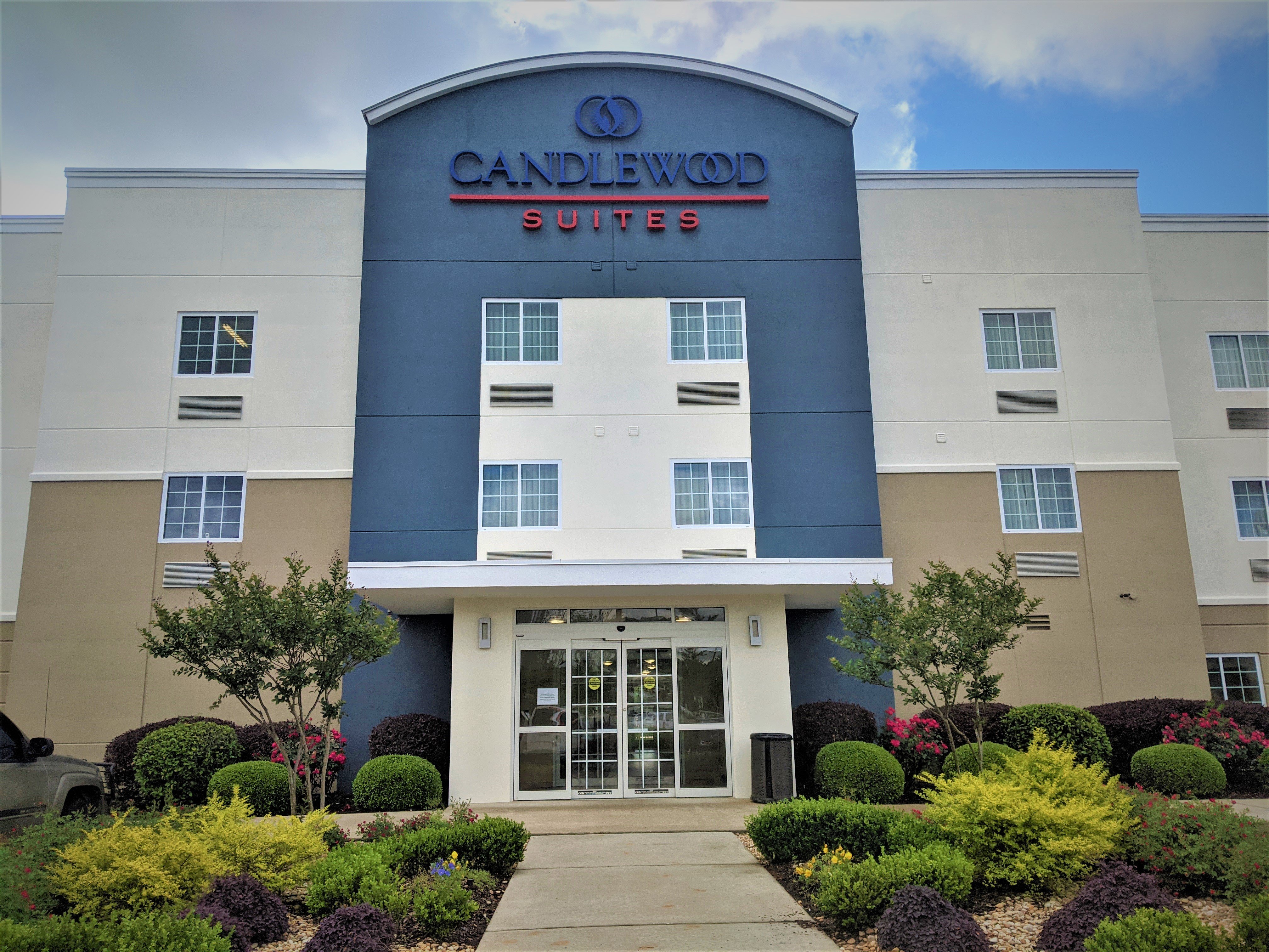 Candlewood Suites Macon 2/70