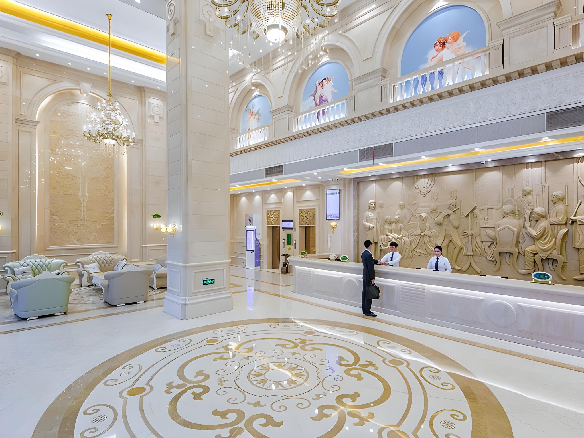 Venus International Hotel (Hankou North) 12/53