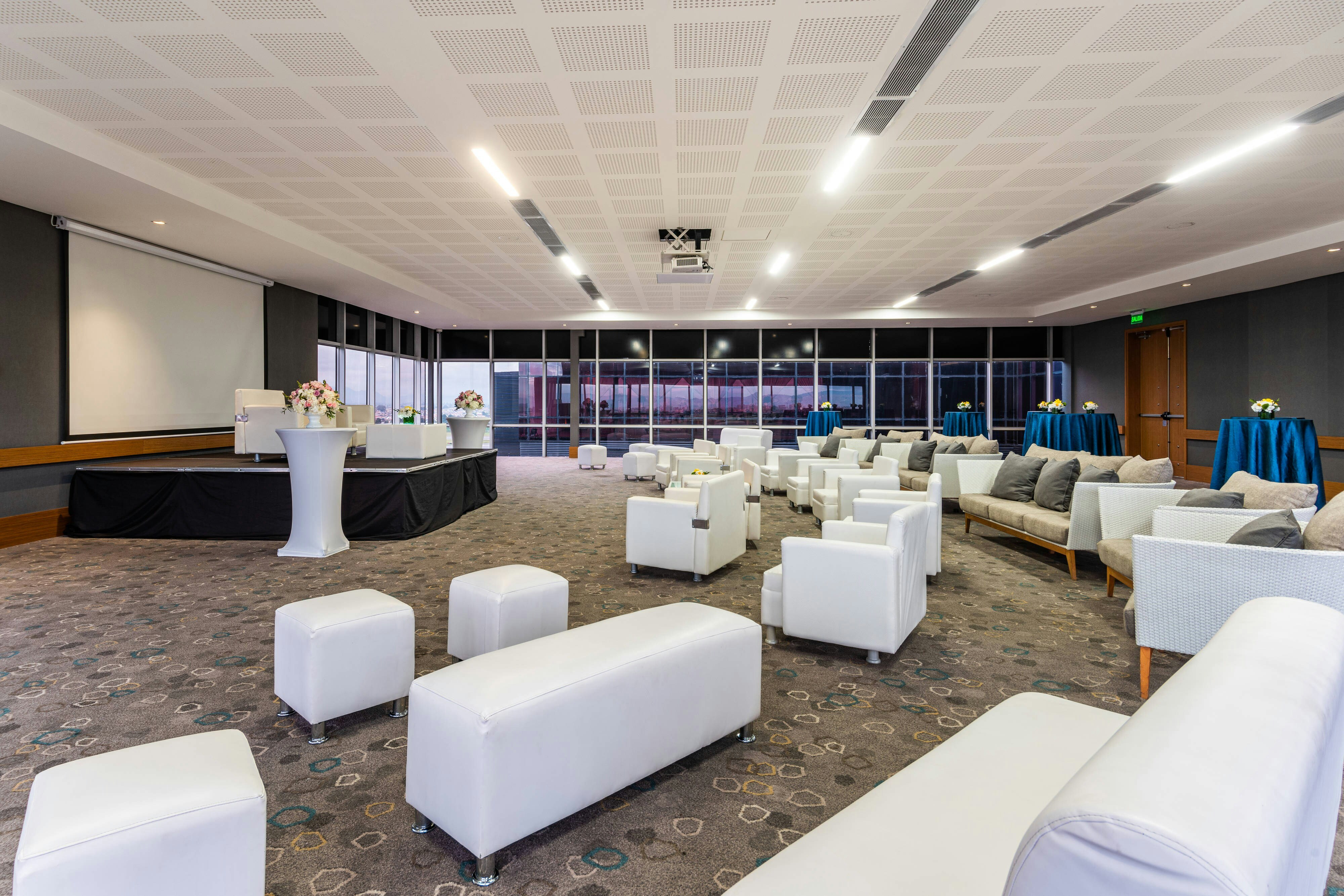 Courtyard By Marriott Bogota Airport 29/65