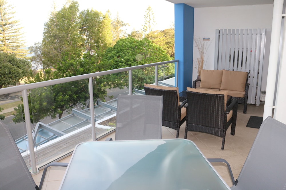 SCARBOROUGH BEACH RESORT 61/72