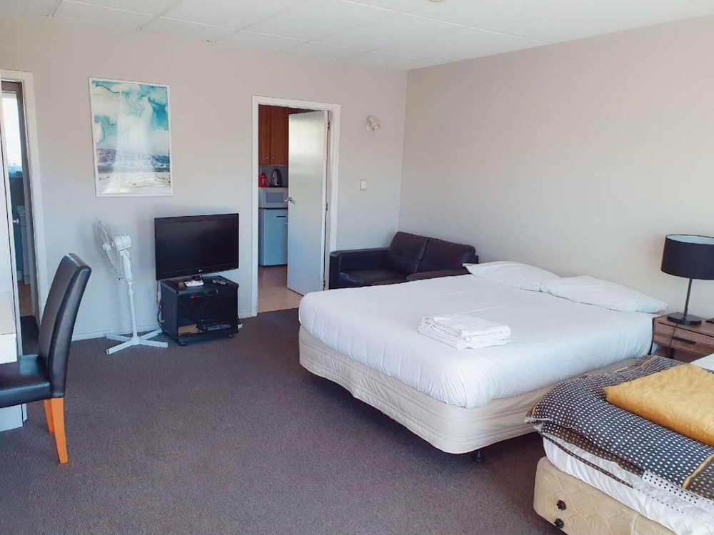 Classique Lodge Motel 13/50