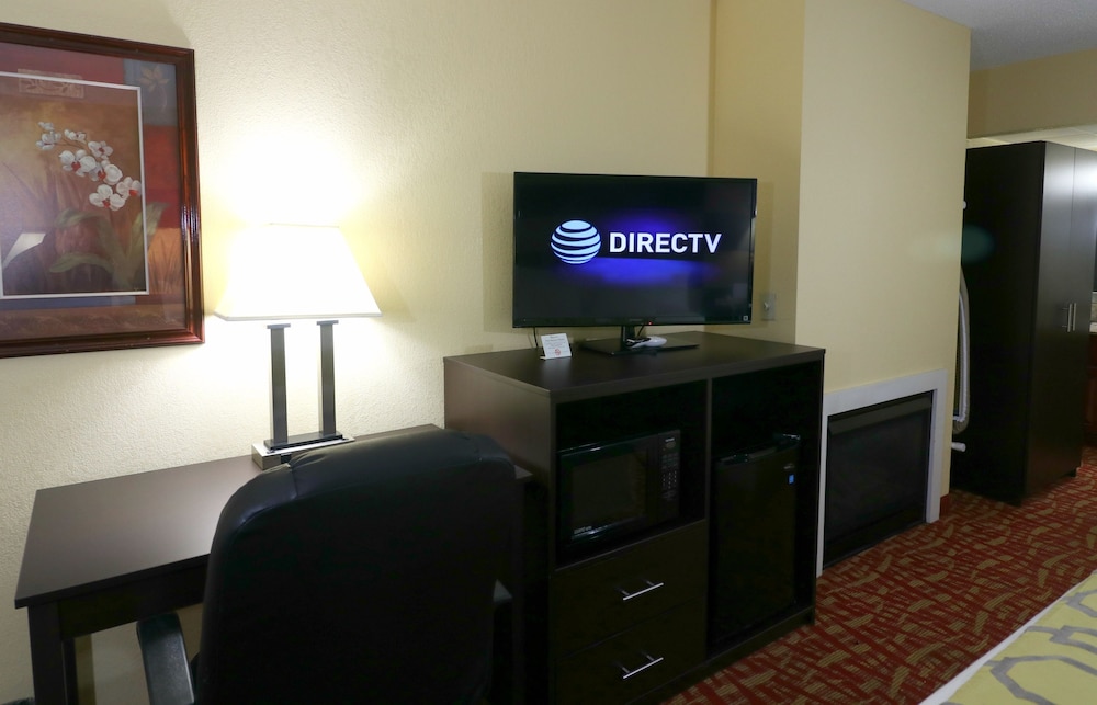 Baymont By Wyndham Sevierville Pigeon Forge 35/41