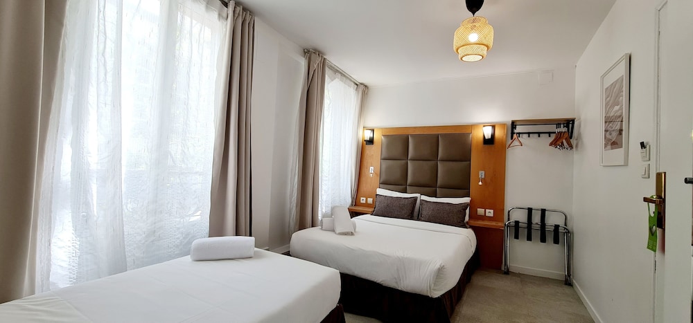 Hotel De France. 24/38