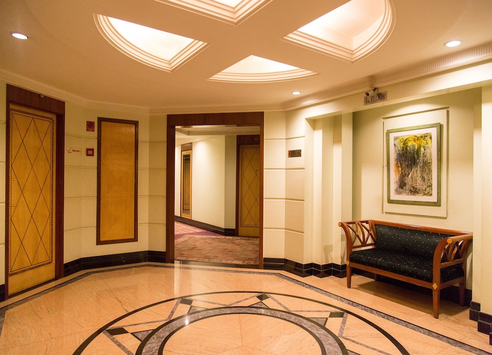 Sarovar Portico Kalupur Ahmedabad 17/42