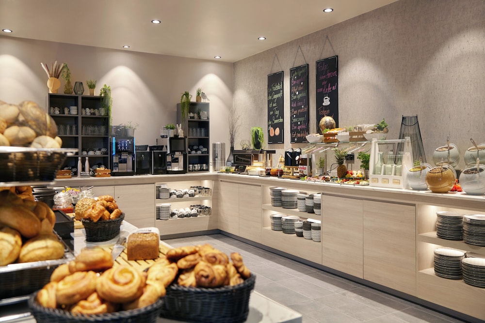 Holiday Inn - the niu, Hub Dusseldorf Messe by IHG 44/73