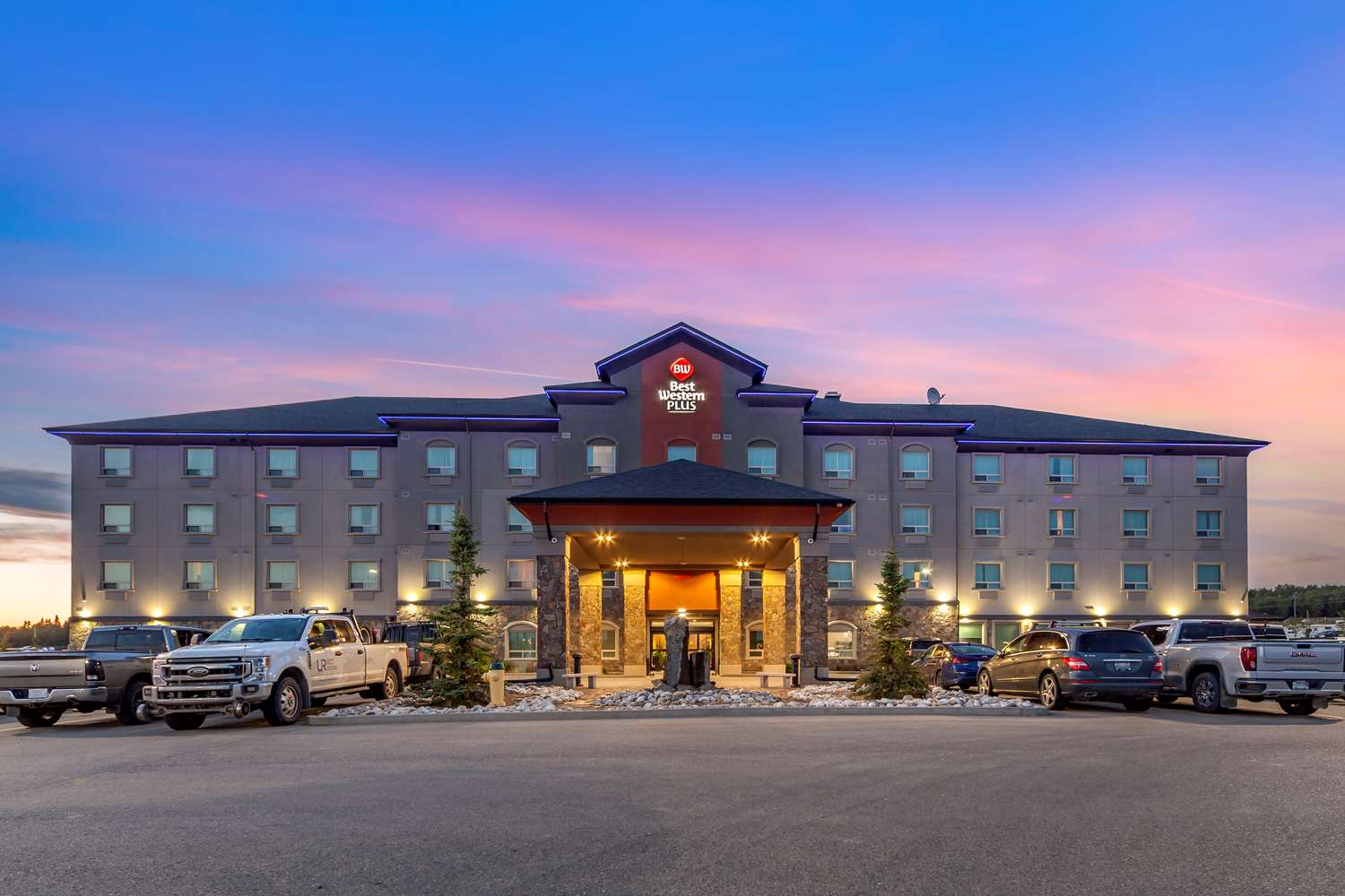 Best Western Plus Drayton Valley All Suites 2/41