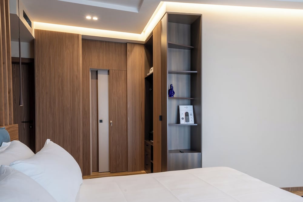 Nap Luxury Guest House 23/50