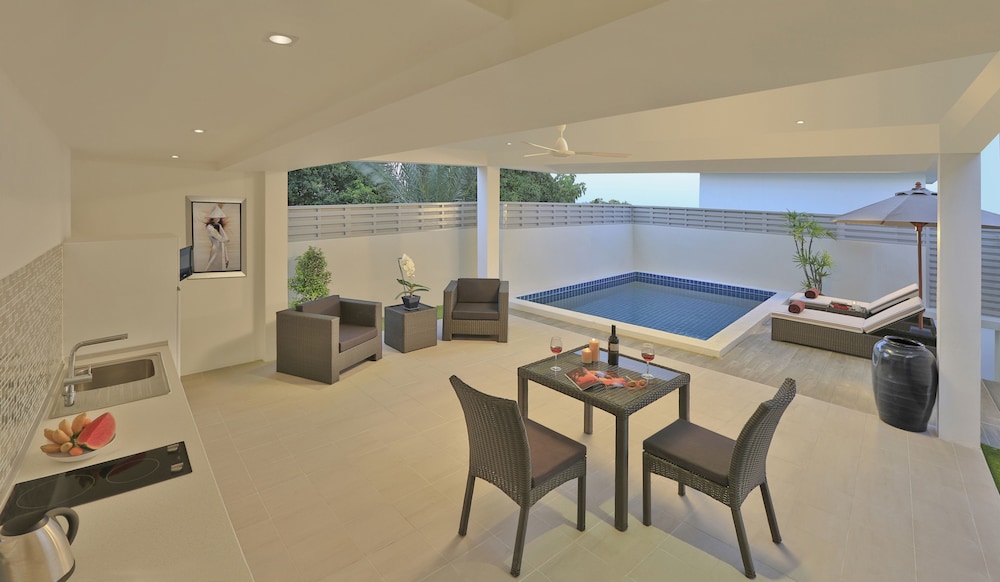 Samui Blue Orchid 24/37