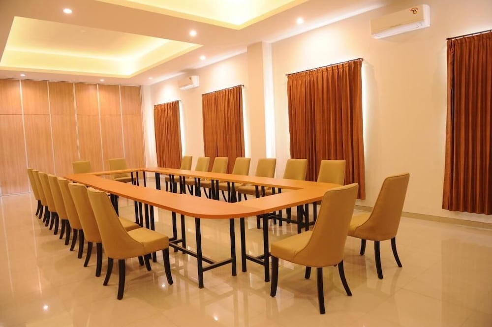 Midtown Xpress Sampit Kalimantan Tengah 48/64