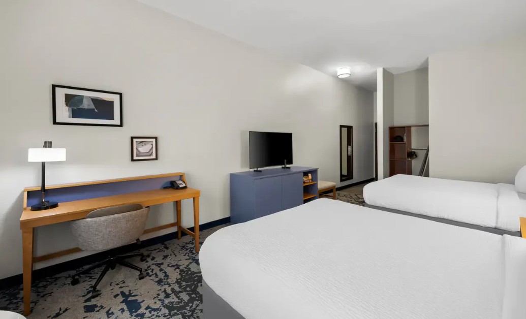SUITE, 2 QUEEN BEDS