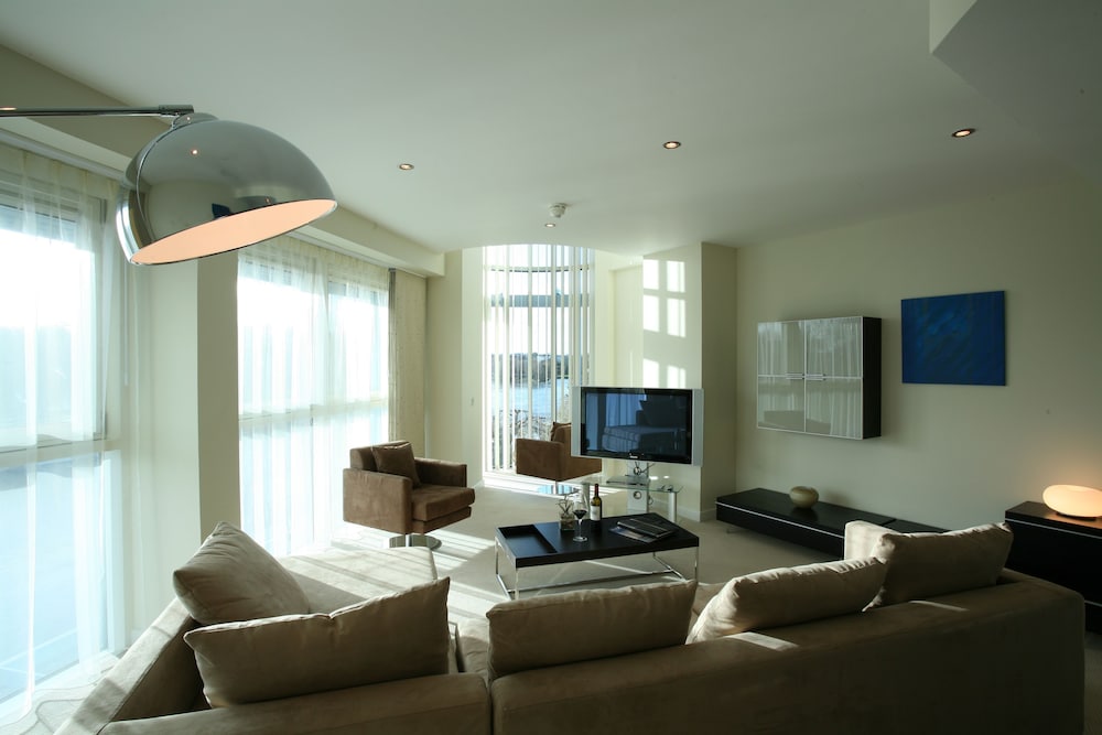 Captains Club Hotel & Spa 39/57