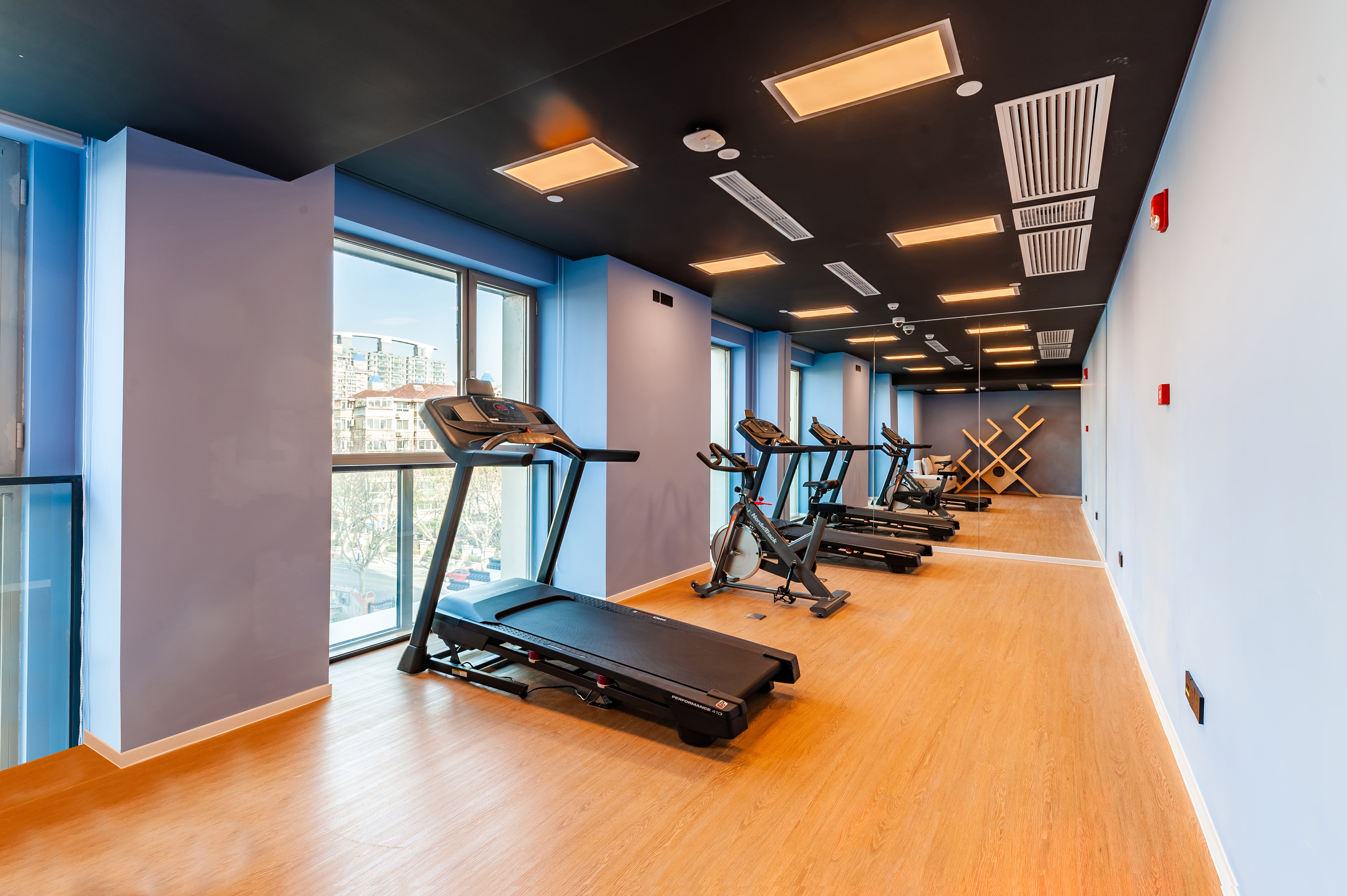 Holiday Inn Express Shanghai Baoyang 31/40