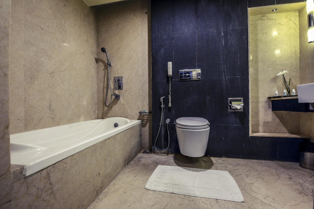 Ebony Boutique Hotel 47/50