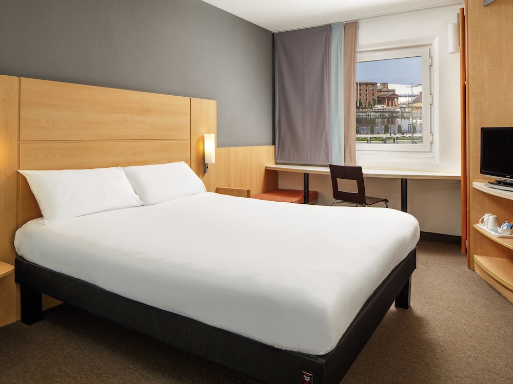 Ibis Liverpool Centre Albert Dock Liverpool One 23/71
