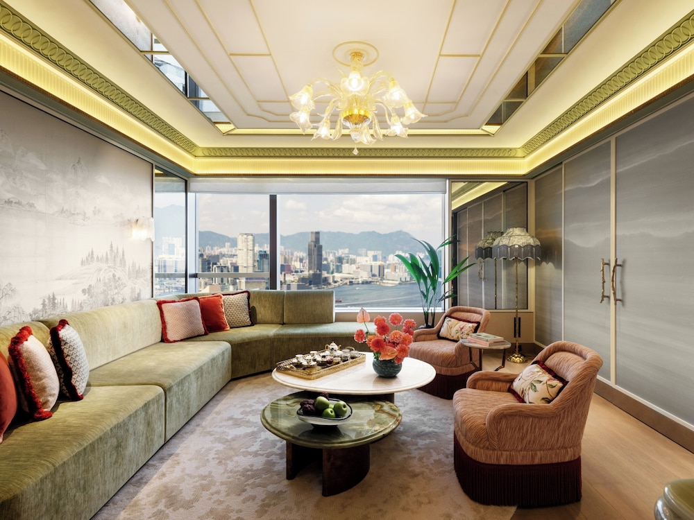 Island Shangri La Hong Kong 44/67