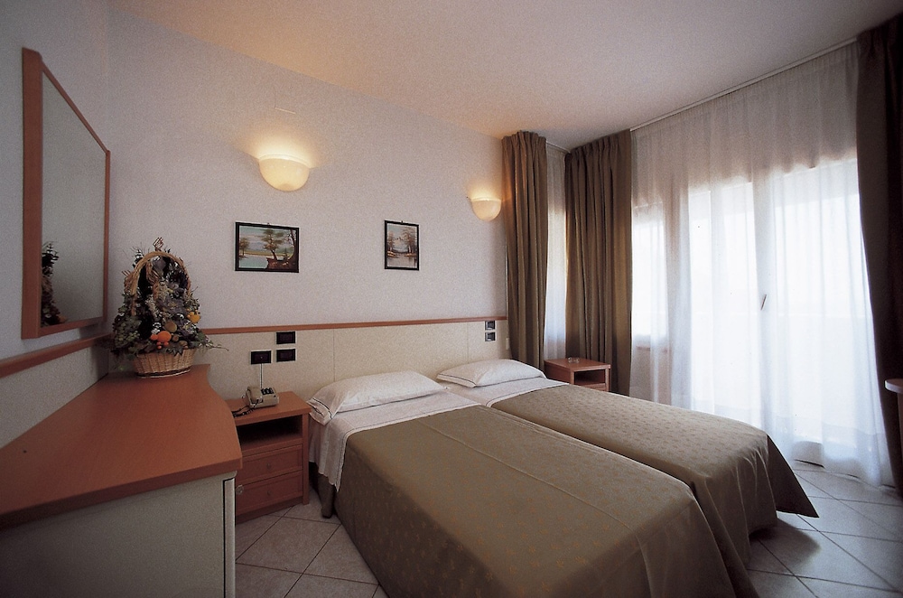 Degli Ulivi Htl Pugnochiuso Resort 9/55
