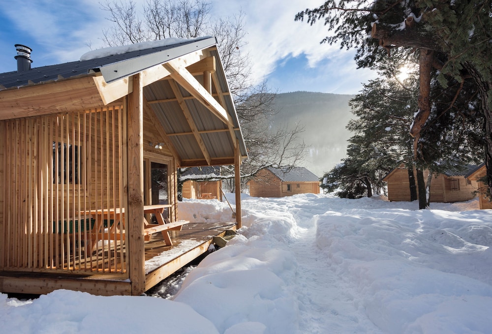 Huttopia Bourg Saint Maurice 18/48