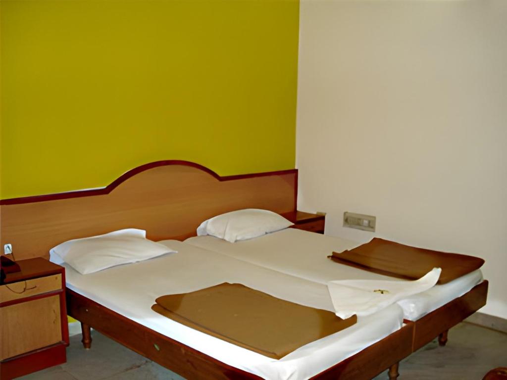 Hotel Gopikrishna 9/13