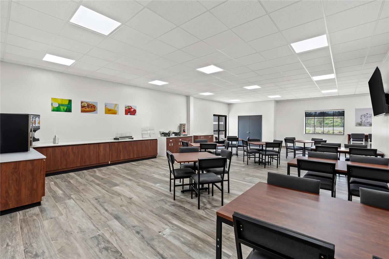 Quality Inn & Suites Ocala I-75 23/33