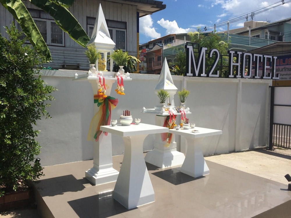 M2 Hotel 38/42