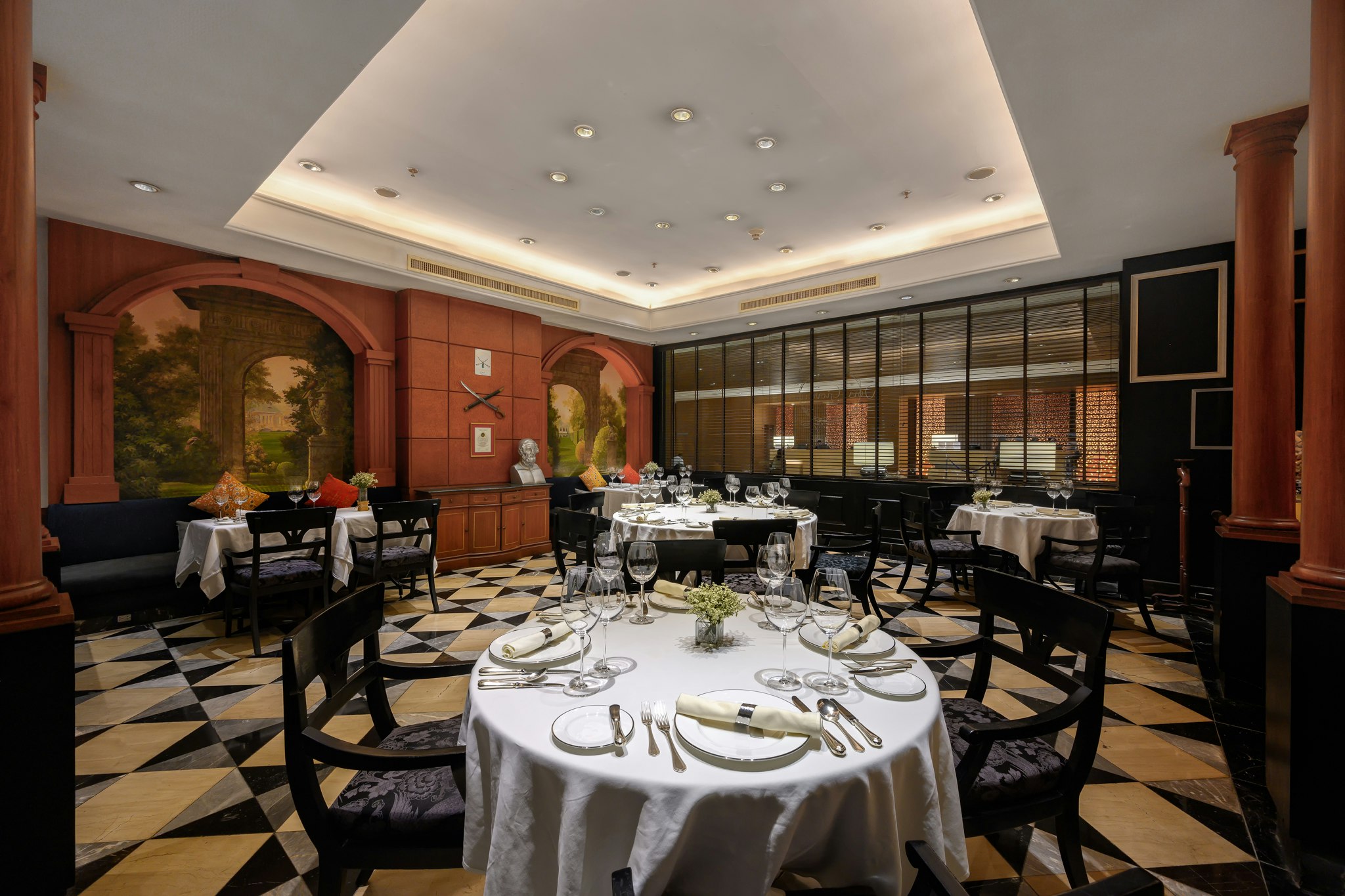 Centara Grand At Central Plaza Ladprao Bangkok 66/82