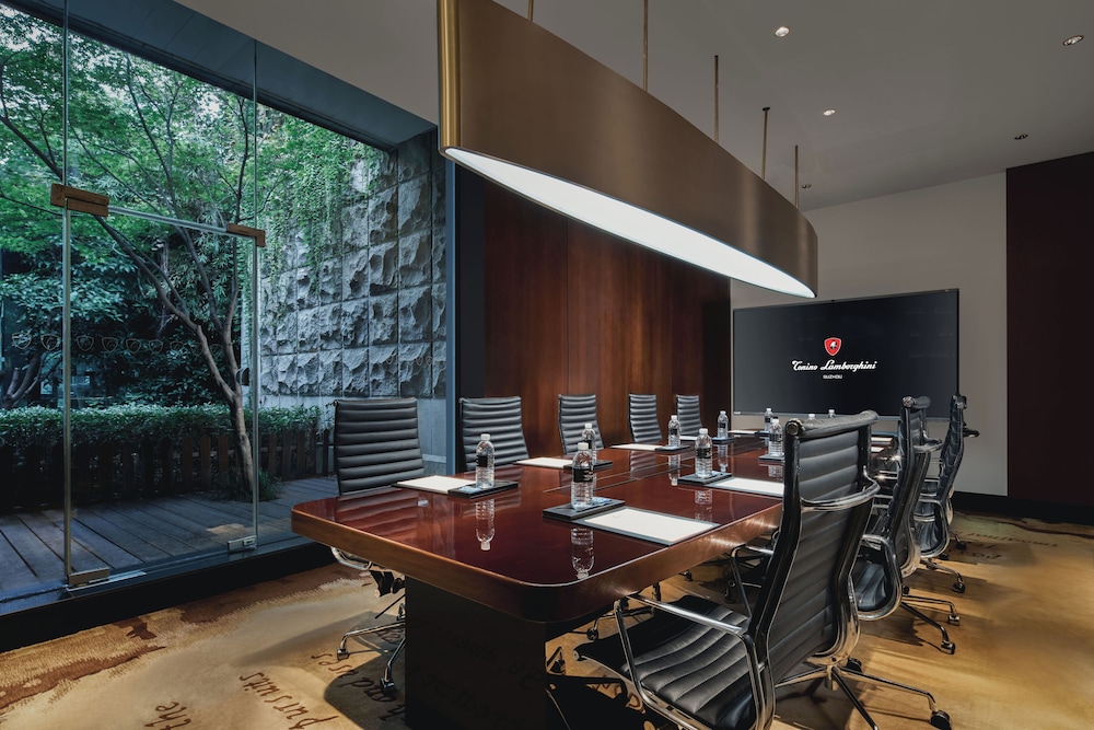 Tonino Lamborghini Hotel Suzhou 30/50