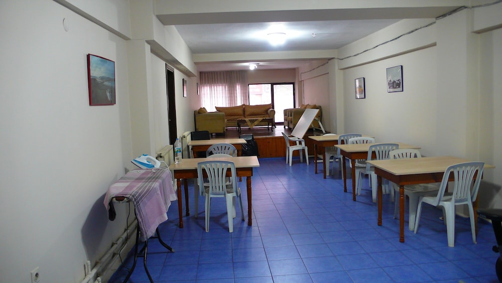 Trabzon Star Pension 11/18