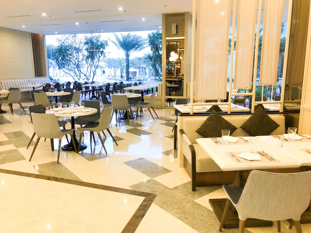 Vinpearl Resort and Golf Nam Hoi An 64/78