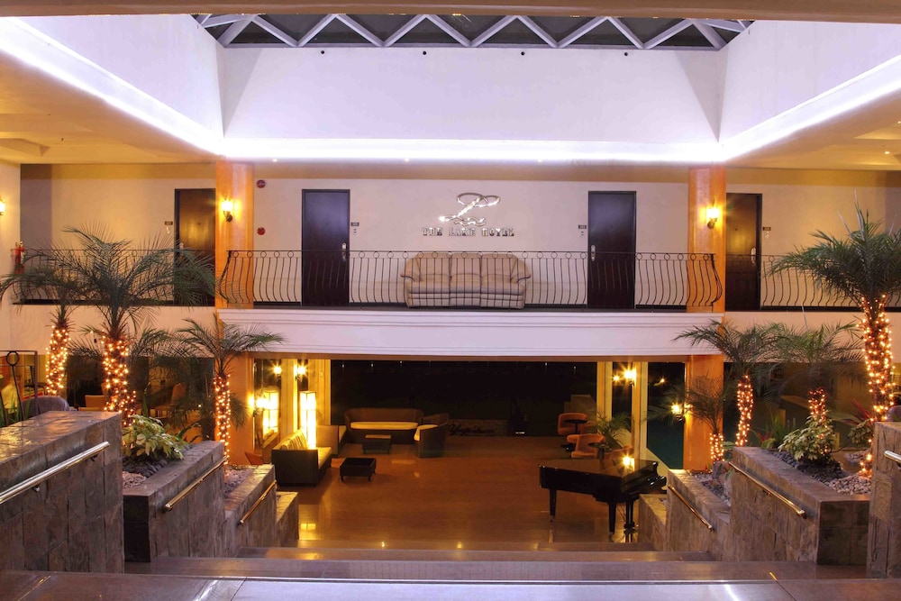 The Lake Hotel Tagaytay 4/44