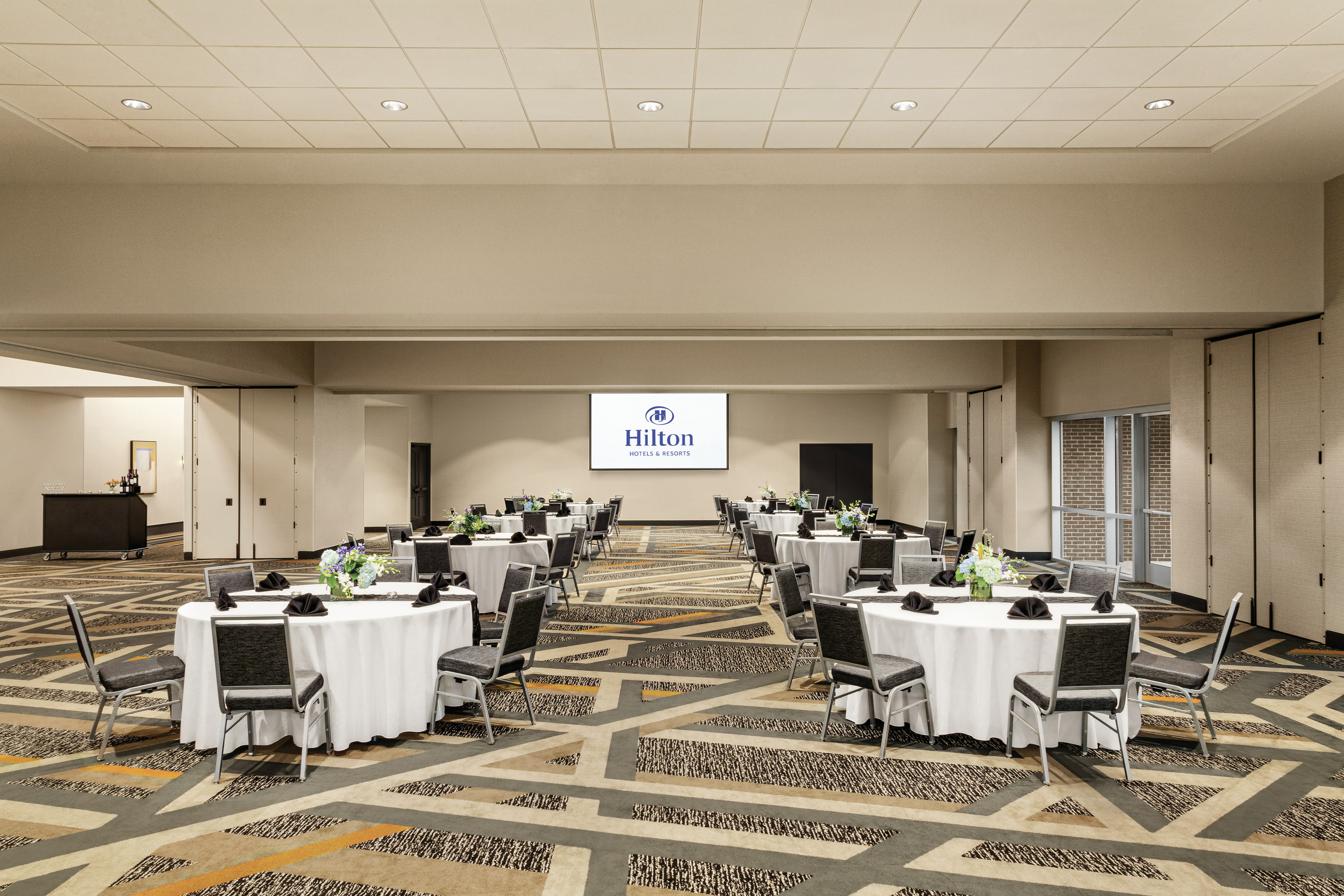 Hilton Knoxville Airport 66/81