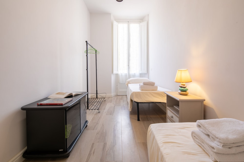 Santa Maria Novella 4 Bedrooms 15/23