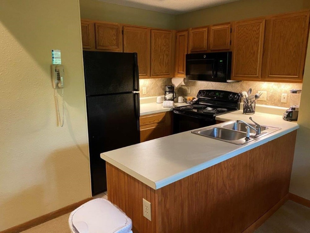 Fairway Forest Resort 50/50