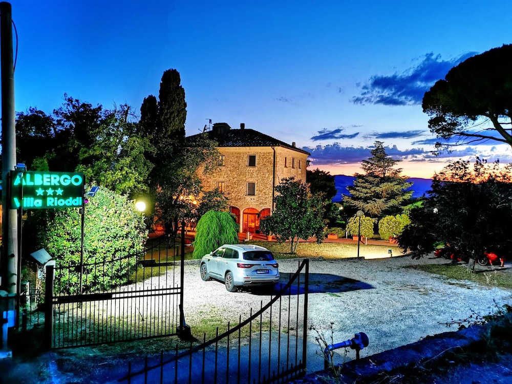 Albergo Villa Rioddi 40/50