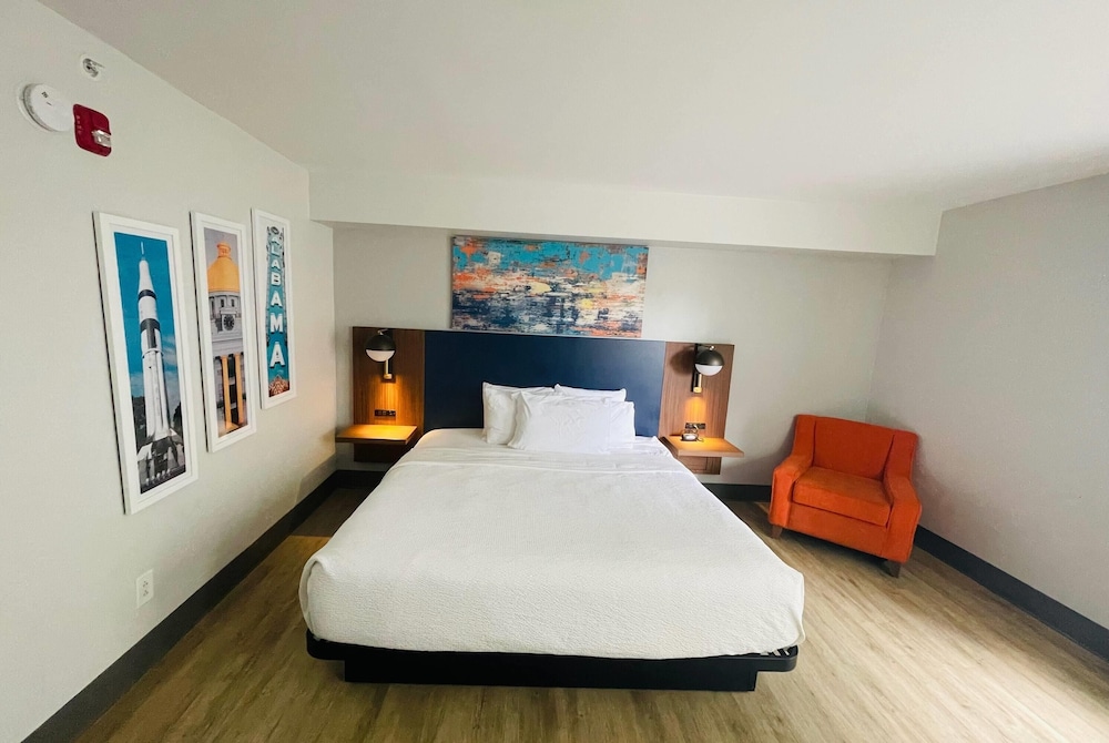 غرفة بسرير كينج لذوي الإعاقة، La Quinta Inn & Suites by Wyndham Birmingham Homewood 2/10