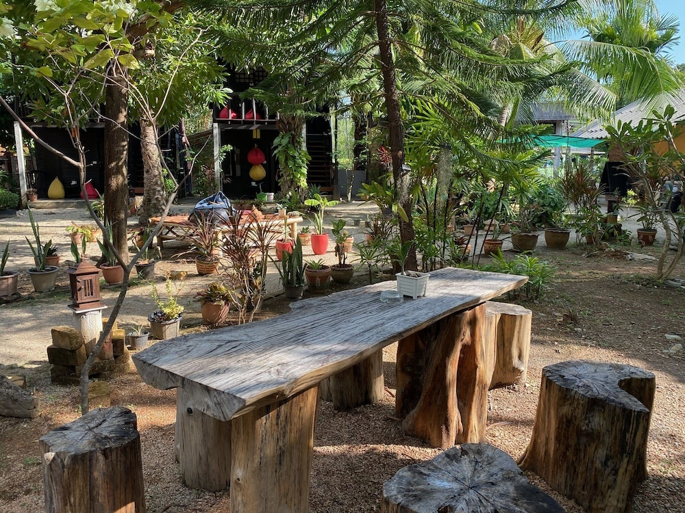 Leaf House Bungalow - Hostel 44/50