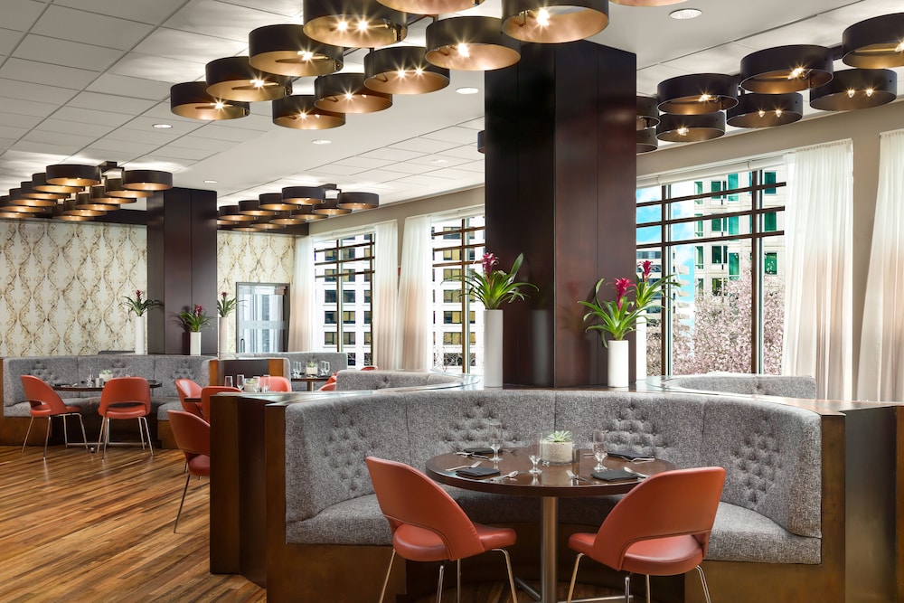 Hyatt Centric Arlington 55/73