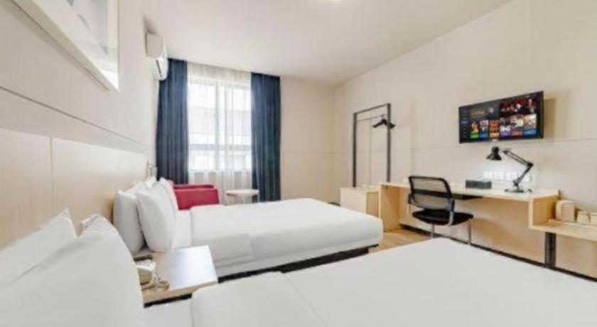 Jinjiang Inn (Shanghai International Tourist Resort Kangxin Highway) 29/50