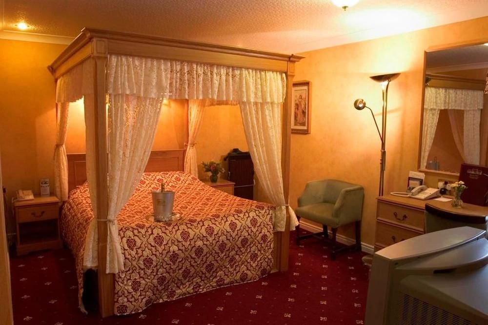 Wainstones Hotel 27/48