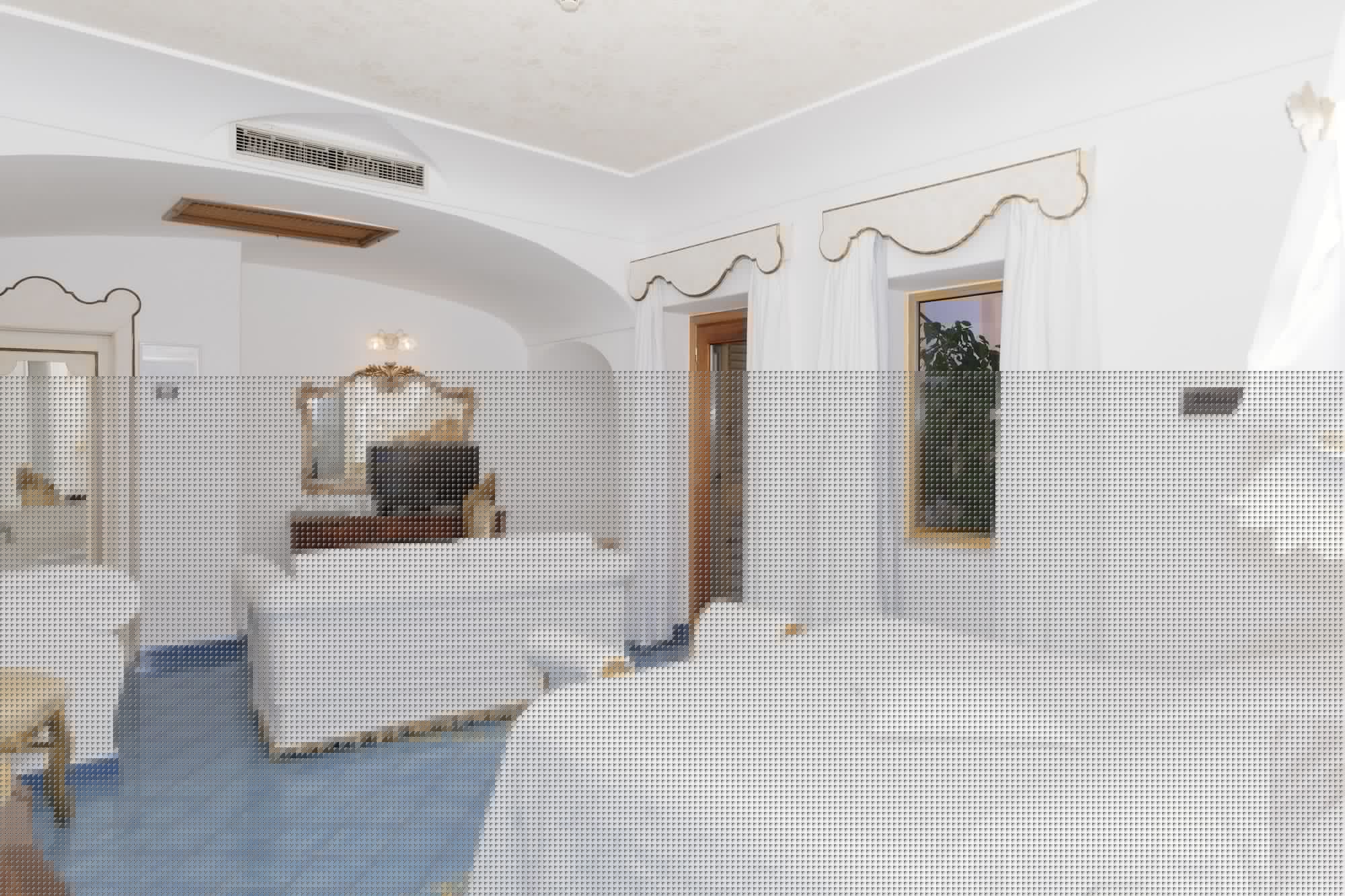 IMPERIAL, SUITE