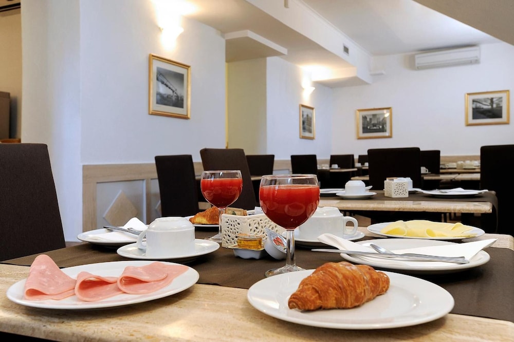 Hotel La Riva 47/63